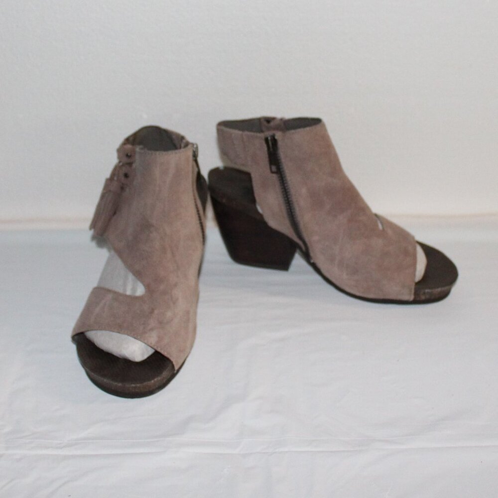 EC OTBT "FLOWER CHILD" HEELED SANDALS - 6 - TAN LEATHER